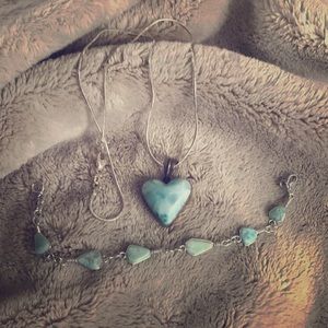 Turquoise bracelet and necklace set
